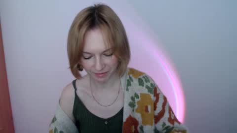 mollilove online show from 18, 5, 2026