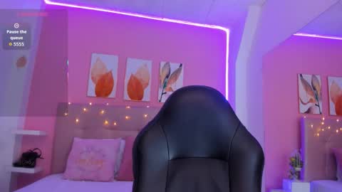    online show from 8, 1, 2026