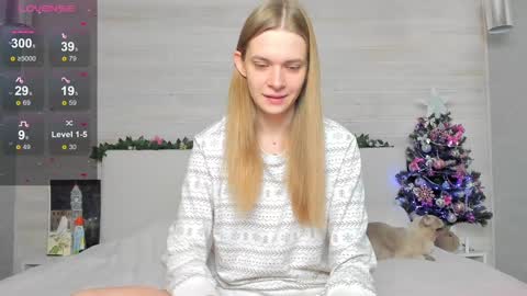 Molly Hunt online show from 24, 12, 2024