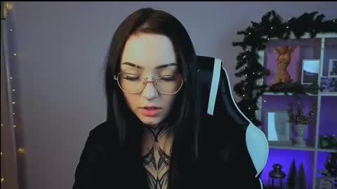 Snapshot of molly_kisss chatting on 14, 12, 2025 molly_kisss online show from 14, 12, 2025