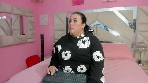 Snapshot of molly_madisson0 chatting on 4, 3, 2026 molly_madisson0 online show from 4, 3, 2026