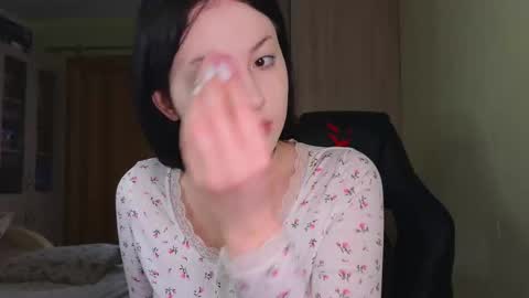 molly_millerr online show from 17, 3, 2026