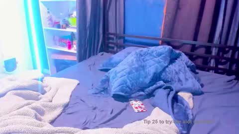 molly_moons online show from 1, 2, 2026