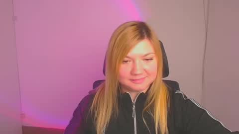 Molly online show from 15, 1, 2025