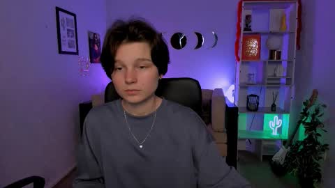 Molly online show from 10, 3, 2026