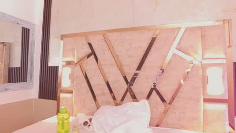 Yuli online show from 10, 10, 2025