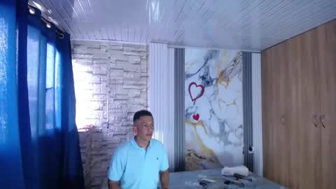 Snapshot of mollyandsam303av chatting on 1, 3, 2026 mollyandsam303av online show from 1, 3, 2026