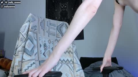 Molly online show from 12, 1, 2025