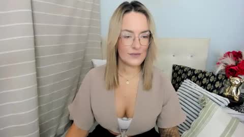 Snapshot of mollycrazy chatting on 23, 9, 2025 MollyCrazy online show from 23, 9, 2025