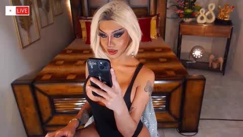 Snapshot of mollycummers chatting on 6, 3, 2025 Molly online show from 6, 3, 2025