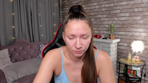 Snapshot of mollynay chatting on 29, 4, 2026 hi im Molly heregreat boobs big heart warm pussy online show from 29, 4, 2026