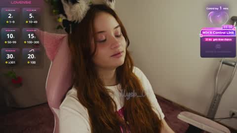 Snapshot of mollysb_05 chatting on 17, 1, 2025 mollysb_05 online show from 17, 1, 2025