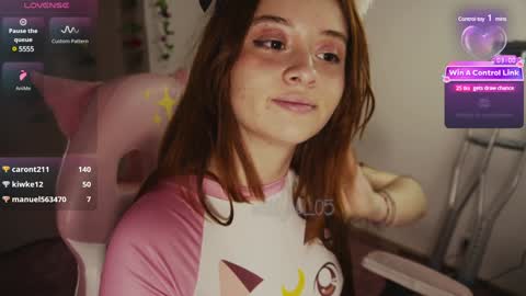 Snapshot of mollysb_05 chatting on 28, 1, 2025 mollysb_05 online show from 28, 1, 2025