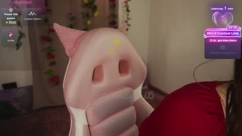 Snapshot of mollysb_05 chatting on 31, 1, 2025 mollysb_05 online show from 31, 1, 2025