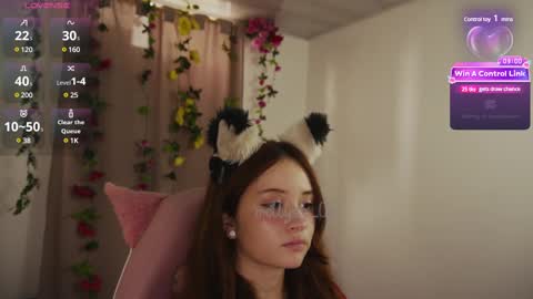 Snapshot of mollysb_05 chatting on 14, 2, 2025 mollysb_05 online show from 14, 2, 2025