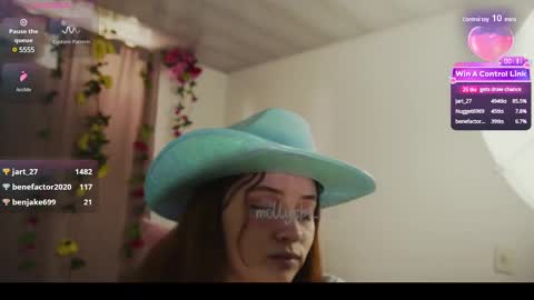 Snapshot of mollysb_05 chatting on 20, 2, 2025 mollysb_05 online show from 20, 2, 2025