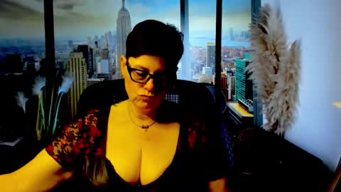 Snapshot of mollysun chatting on 18, 11, 2025 MollySun Nina Randmann online show from 18, 11, 2025