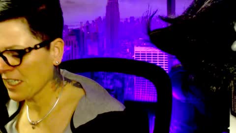 Snapshot of mollysun chatting on 19, 12, 2025 MollySun Nina Randmann online show from 19, 12, 2025