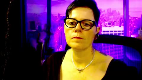 Snapshot of mollysun chatting on 10, 1, 2026 MollySun Nina Randmann online show from 10, 1, 2026