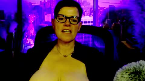 Snapshot of mollysun chatting on 26, 2, 2026 MollySun Nina Randmann online show from 26, 2, 2026