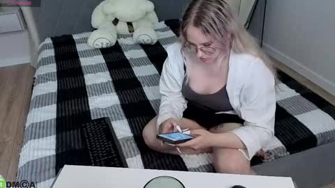 Yungsatou online show from 3, 6, 2026