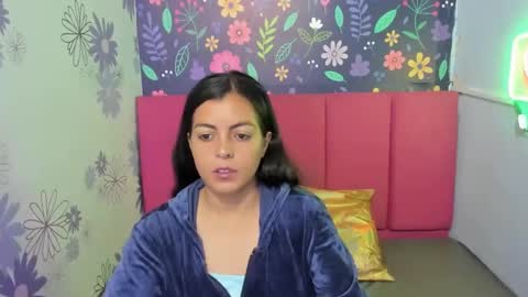 moly_cutte online show from 9, 12, 2024