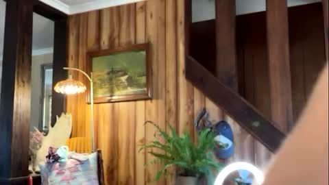 Mia  online show from 27, 3, 2026