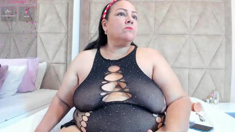 Jelitza online show from 15, 1, 2025