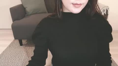 Momo online show from 23, 12, 2024