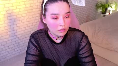 Momo online show from 7, 6, 2026