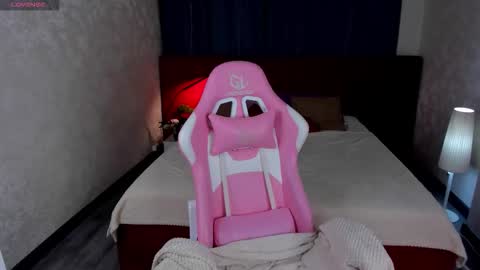 Snapshot of mon1ca_jones chatting on 16, 11, 2025 mon1ca_jones online show from 16, 11, 2025