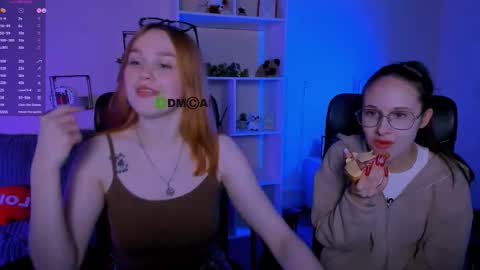 Mona  online show from 8, 10, 2025