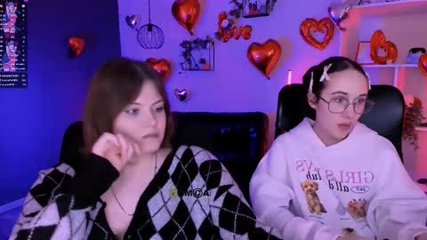 Mona  online show from 8, 3, 2026