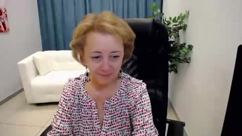 Mona online show from 12, 6, 2026