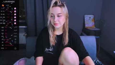   online show from 4, 2, 2026