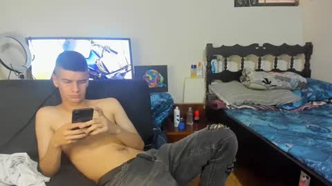 Snapshot of monarquia_ chatting on 20, 12, 2024 nicolas online show from 20, 12, 2024