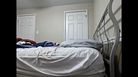 moneyboysaveg548 online show from 19, 2, 2026