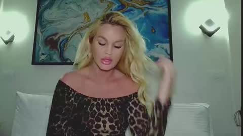 Monica online show from 16, 4, 2026