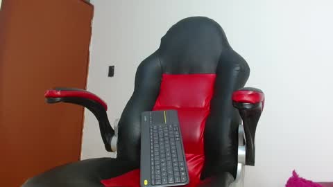 Monica online show from 12, 10, 2025