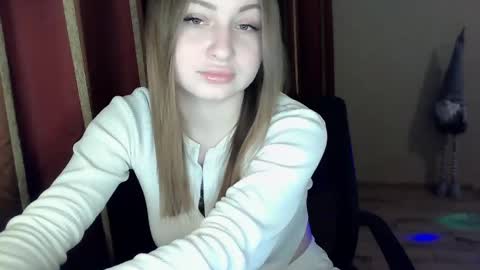 monica_211 online show from 7, 2, 2025