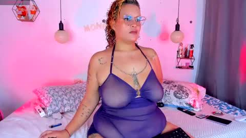 aleja      independent model       online show from 28, 4, 2026