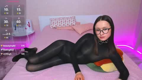 Monica online show from 6, 3, 2025