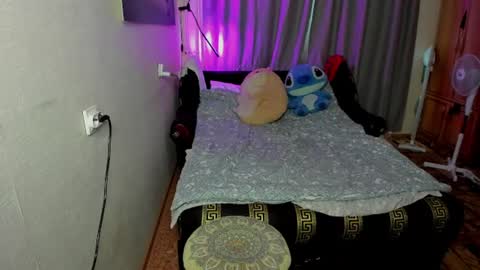 Monica Elder online show from 30, 6, 2026