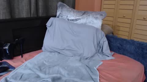 Monica Leigh online show from 16, 12, 2025