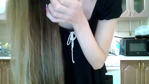 Monica online show from 6, 11, 2025