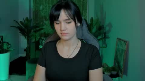 Snapshot of monicafarmer chatting on 5, 1, 2026 monica online show from 5, 1, 2026