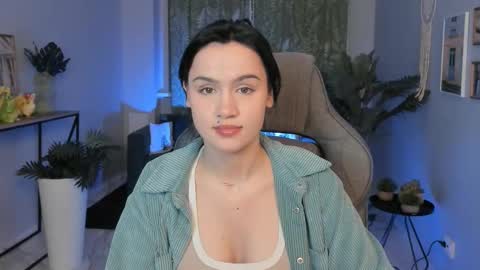 Snapshot of monicafarmer chatting on 6, 3, 2026 monica online show from 6, 3, 2026