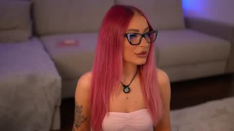 Monica online show from 25, 7, 2026