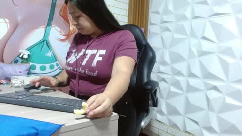 monickhotpri online show from 23, 5, 2026