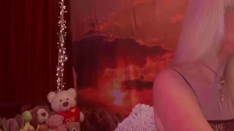 Monika    online show from 1, 5, 2026